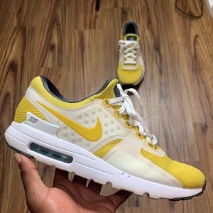 Nike Air Max Zero Men Sneakers (9.5)